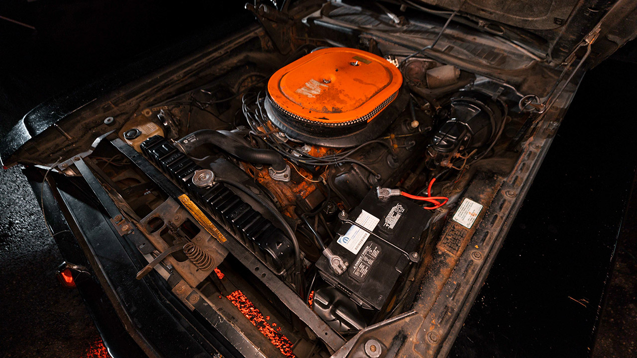 دودج تشالنجر الشبح الأسود التي تعد أشهر أسطورة في سباقات الشوارع الأمريكية تباع بـ 4 مليون ريال! دودج تشالنجر الشبح الأسود التي تعد أشهر أسطورة في سباقات الشوارع الأمريكية تباع بـ 4 مليون ريال! 10