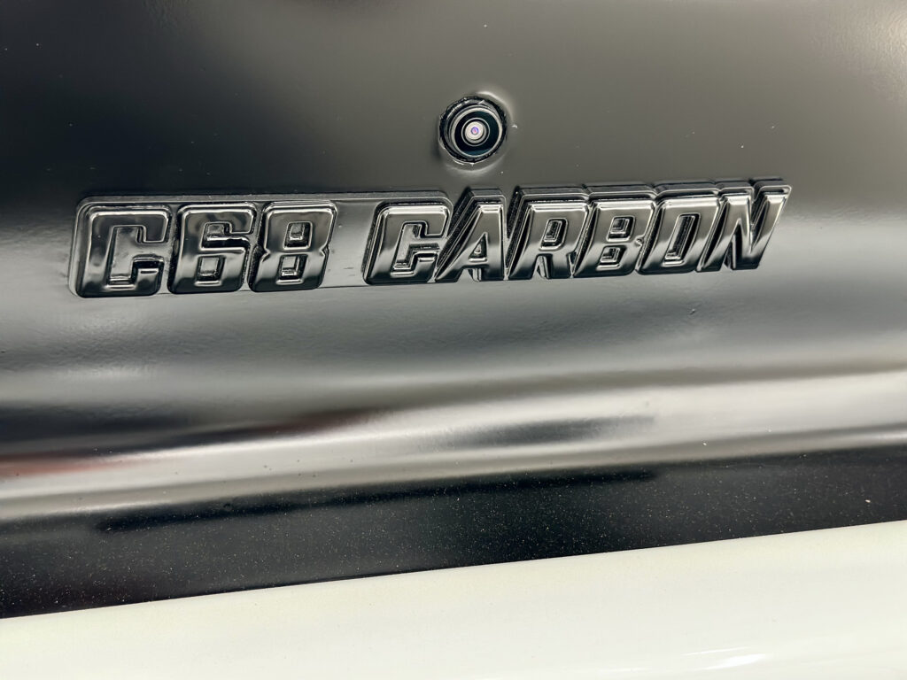 دودج تشالنجر تحصل على مظهر كلاسيكي بهيكل خارجي من الكاربون مع قوة 1000 حصان! دودج تشالنجر هيلكات معدلة (1)