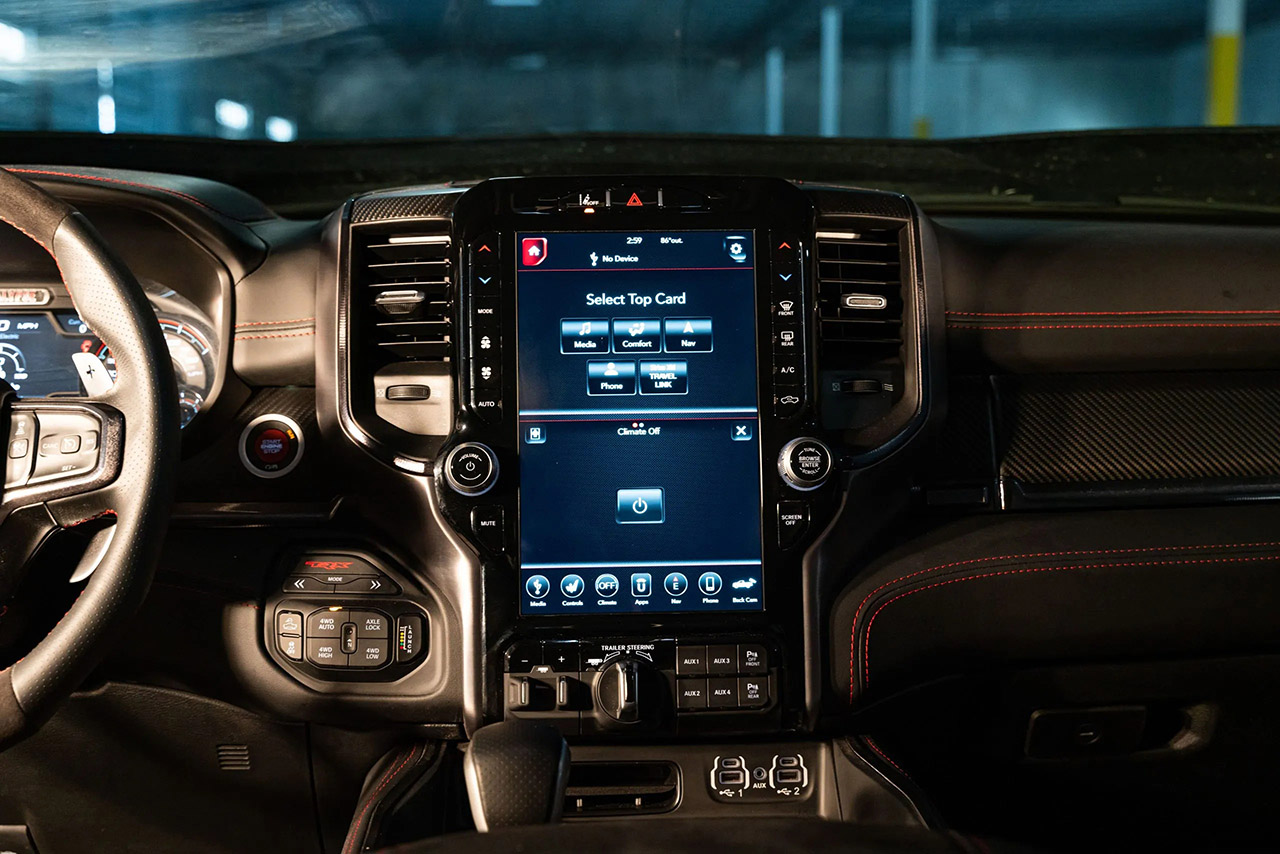 رام 1500 تحصل على حزمة تعديلات جامحة من أبوكاليبس الأمريكية بقوة 850 حصان رام 1500 أبوكاليبس سوبر تراك