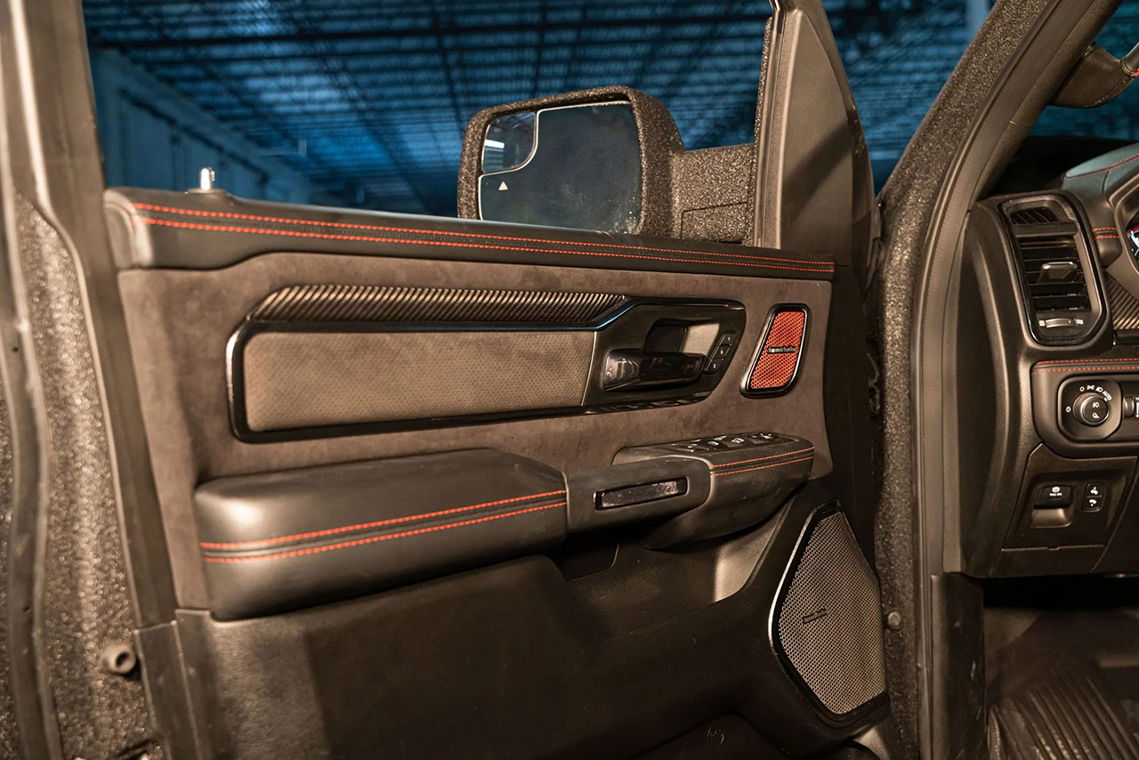 رام 1500 تحصل على حزمة تعديلات جامحة من أبوكاليبس الأمريكية بقوة 850 حصان رام 1500 تحصل على حزمة تعديلات جامحة من أبوكاليبس الأمريكية بقوة 850 حصان 15