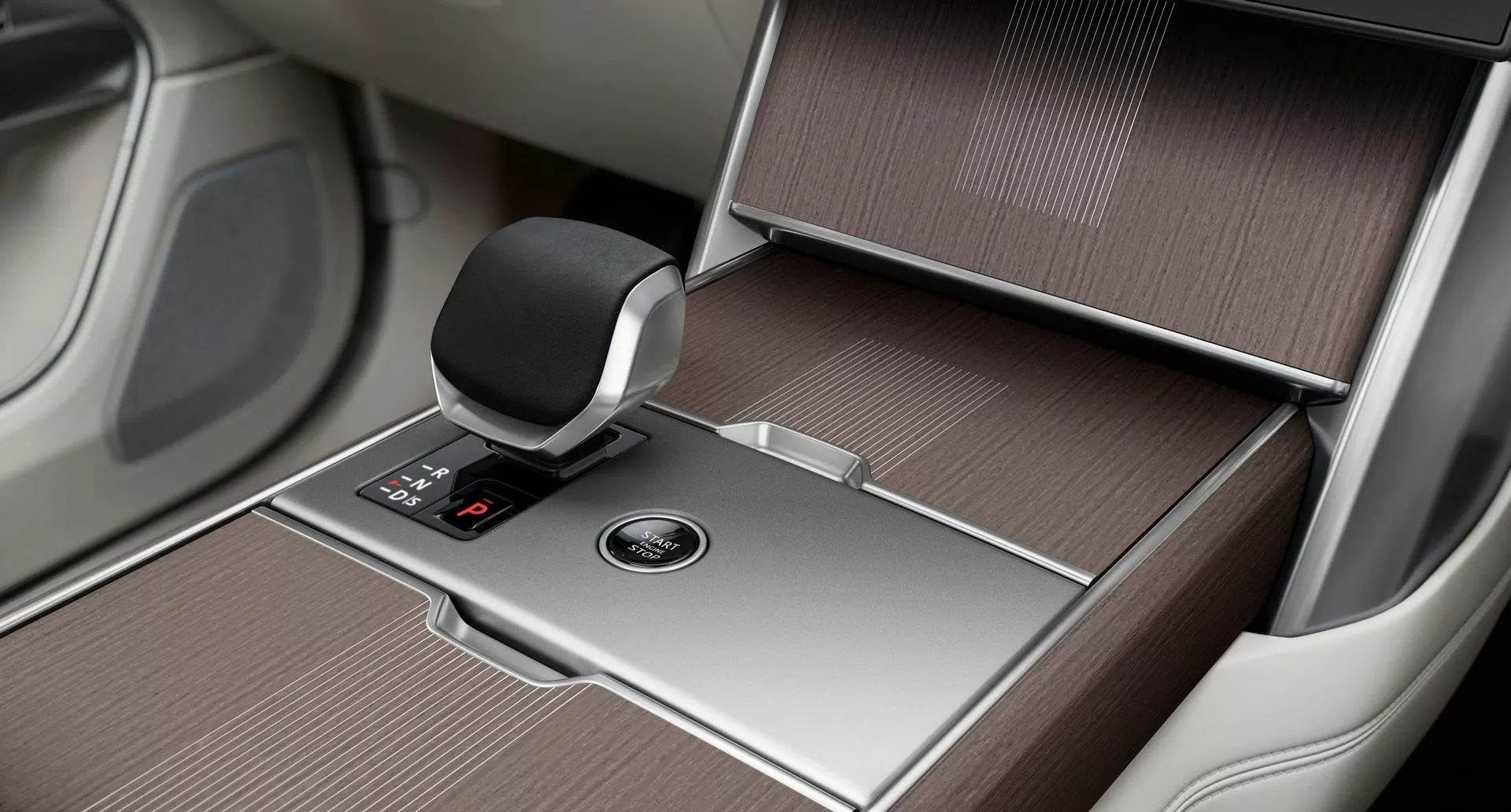 رنج روفر 2024 تنطلق رسمياً بمحركات هايبرد جديدة بقوة قصوى 606 حصان 6