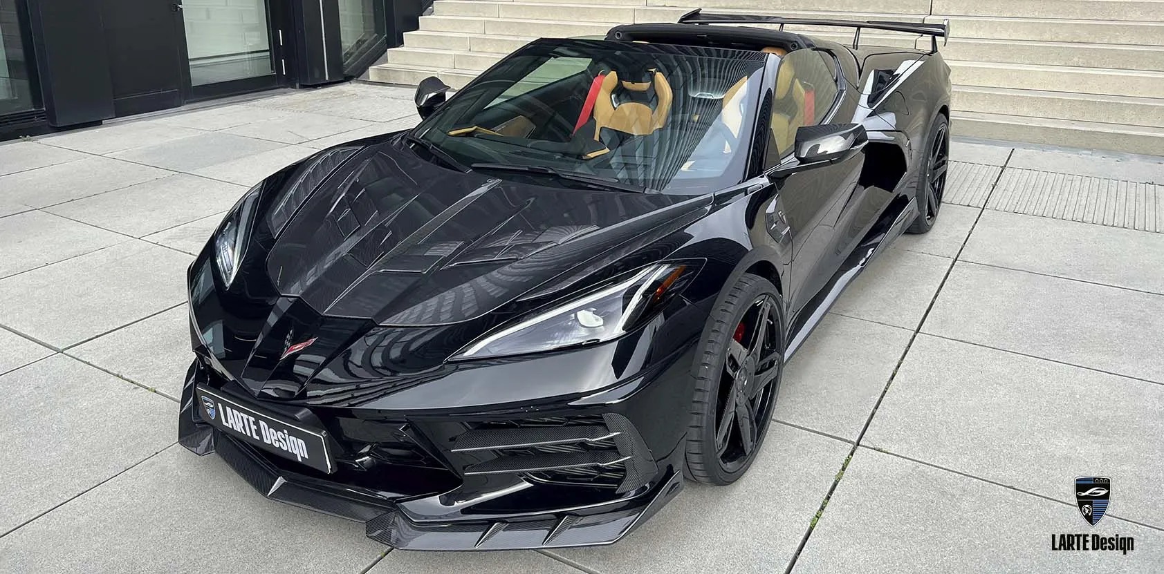 شيفروليه كورفيت C8 تحصل على حزمة تعديلات جمالية شرسة من ألياف الكاربون شيفروليه كورفيت C8 لارتي ديزاين