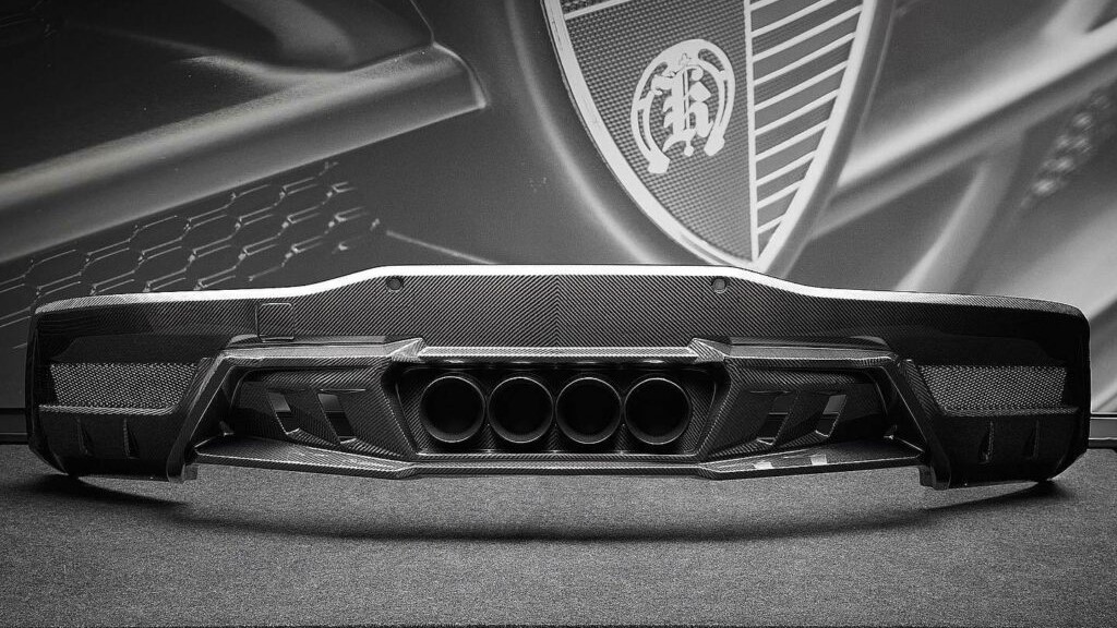 شيفروليه كورفيت C8 تحصل على حزمة تعديلات جمالية شرسة من ألياف الكاربون شيفروليه كورفيت C8 تحصل على حزمة تعديلات جمالية شرسة من ألياف الكاربون 8