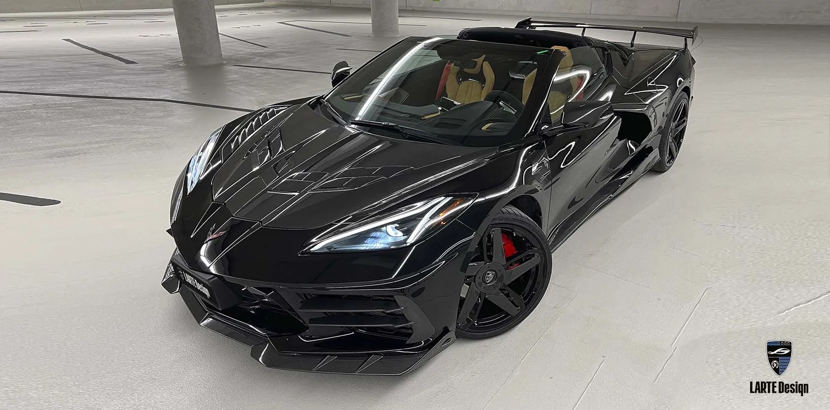 شيفروليه كورفيت C8 تحصل على حزمة تعديلات جمالية شرسة من ألياف الكاربون شيفروليه كورفيت C8 لارتي ديزاين