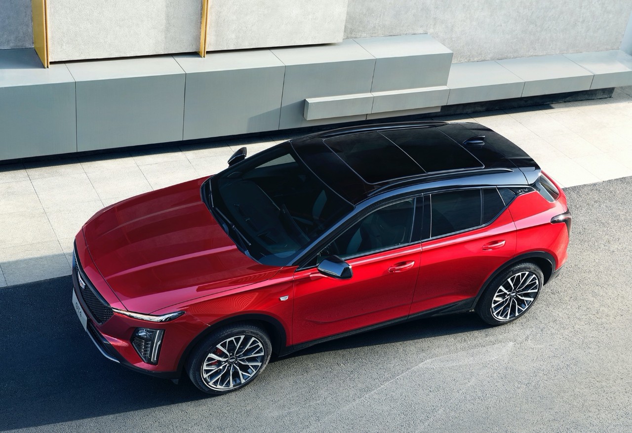 كاديلاك تدشن GT4 الجديدة كلياً في الصين بشاشات داخلية بقياس 33 إنش بدقة 9K كاديلاك تدشن GT4 الجديدة كلياً في الصين بشاشات داخلية بقياس 33 إنش بدقة 9K 2