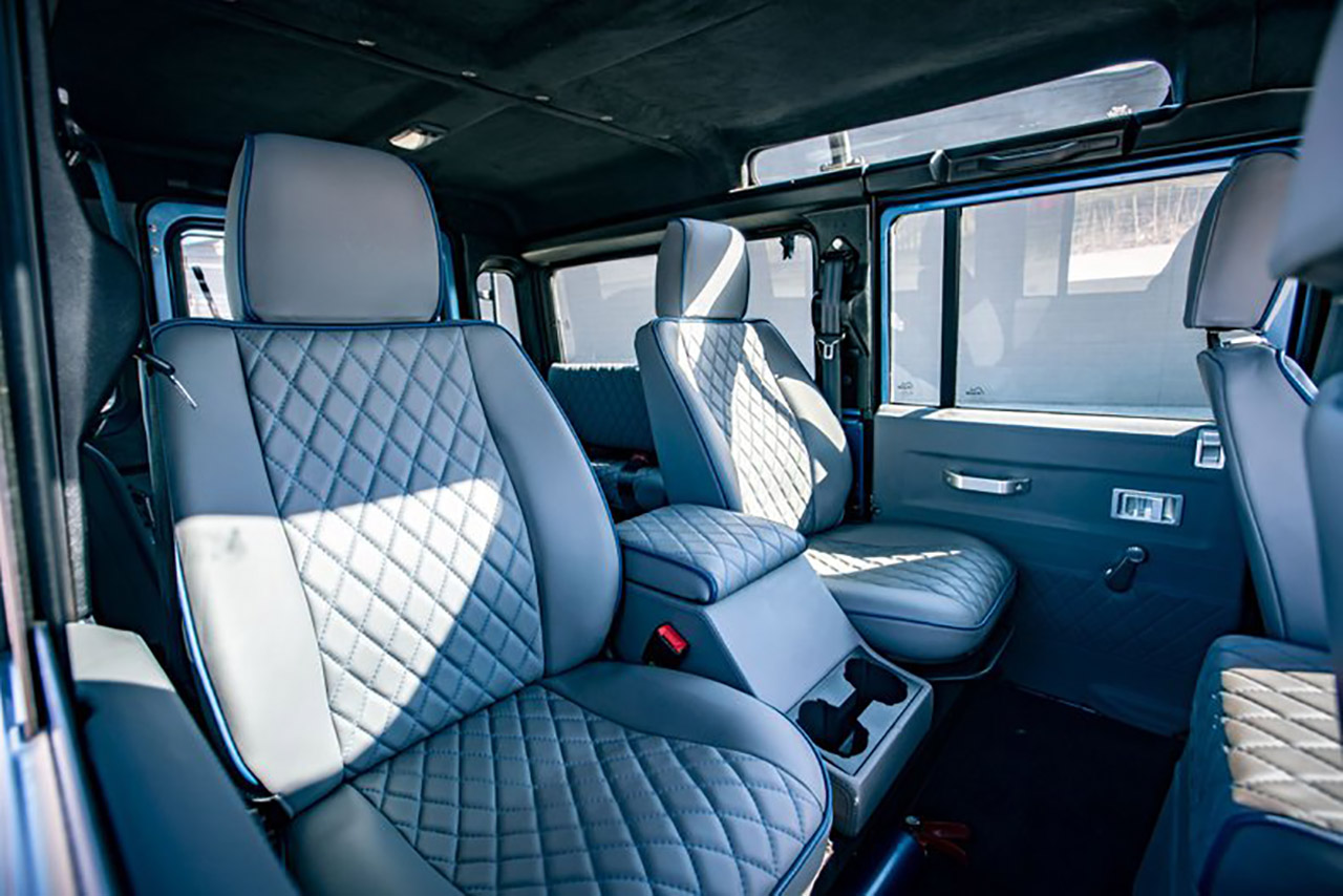 لاندروفر ديفندر 110 موديل 1992 مجددة بالكامل تعرض للبيع بسعر يتجاوز 820 ألف ريال! لاندروفر ديفندر 110 موديل 1992 مجددة بالكامل تعرض للبيع بسعر يتجاوز 820 ألف ريال! 6