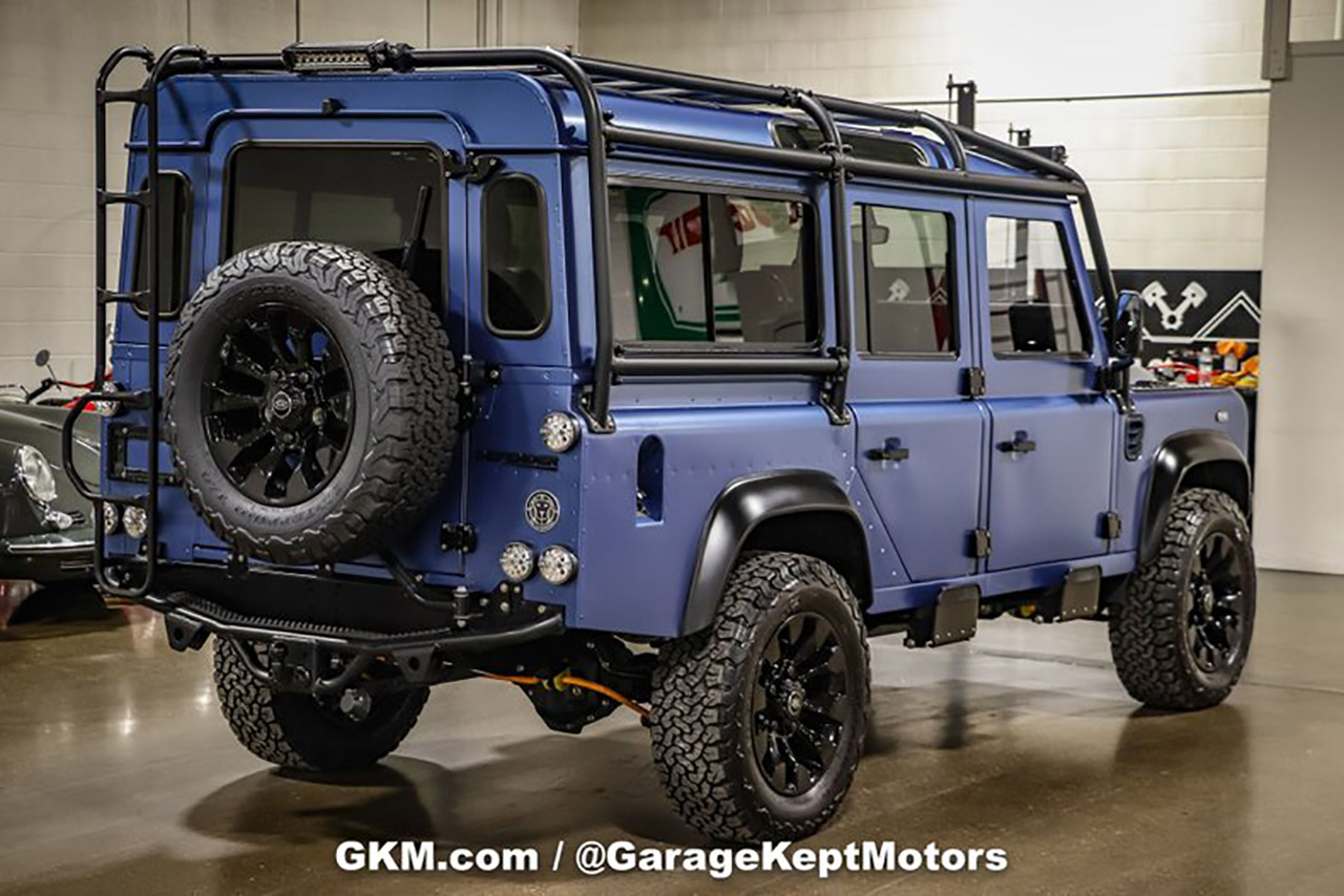 لاندروفر ديفندر 110 موديل 1992 مجددة بالكامل تعرض للبيع بسعر يتجاوز 820 ألف ريال! لاندروفر ديفندر 110 موديل 1992 مجددة بالكامل تعرض للبيع بسعر يتجاوز 820 ألف ريال! 2