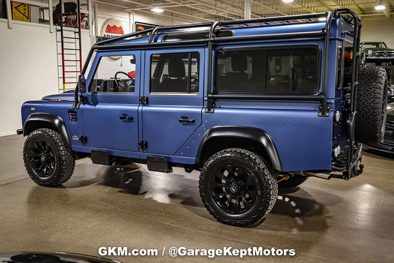 لاندروفر ديفندر 110 موديل 1992 مجددة بالكامل تعرض للبيع بسعر يتجاوز 820 ألف ريال! لاندروفر ديفندر 110 موديل 1992 مجددة بالكامل تعرض للبيع بسعر يتجاوز 820 ألف ريال! 3