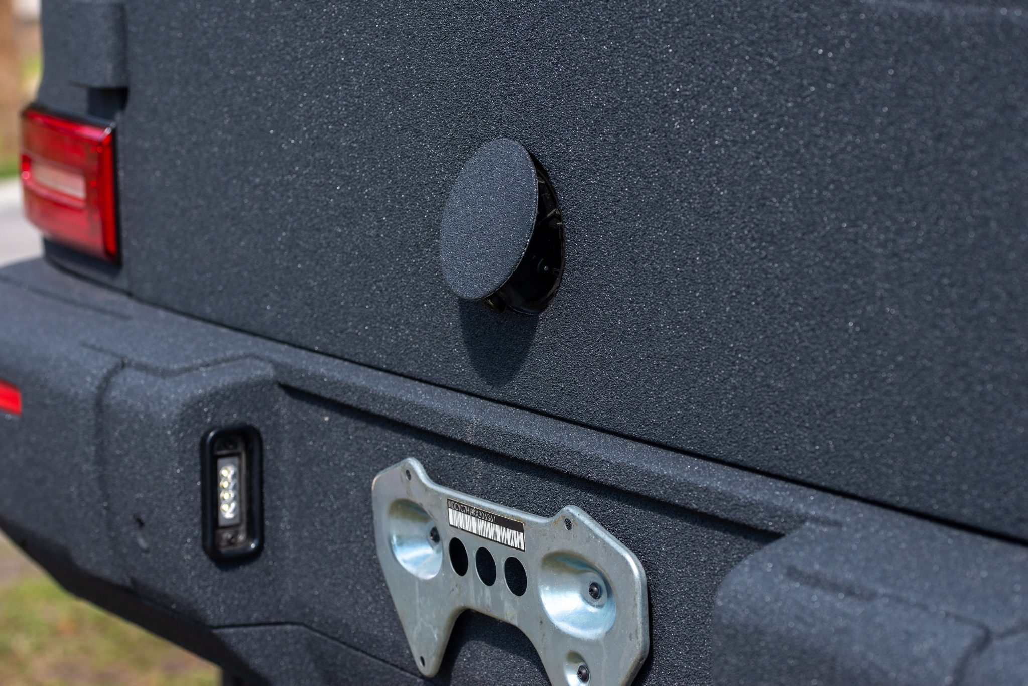 مرسيدس AMG G63 تحصل على إصدار معدل ملفت للنظر بدفع سداسي العجلات مرسيدس AMG G63 6X6