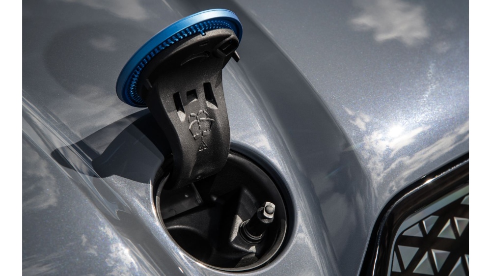 الابتكارات الغير تقليدية والمزايا الفخمة في سيارة بي ام دبليو iX 2023 الابتكارات الغير تقليدية والمزايا الفخمة في سيارة بي ام دبليو iX 2023 4