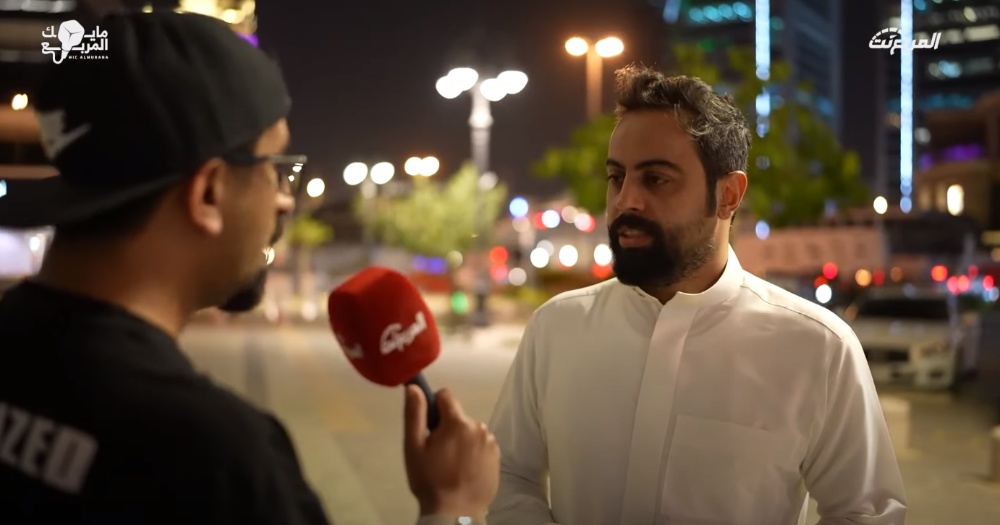 “وش نوع سيارتك؟ وهل اشترتها كاش ولا تمويل؟”.. سؤال الحلقة الرابعة من برنامج #مايك_المربع كاش ولا تمويل