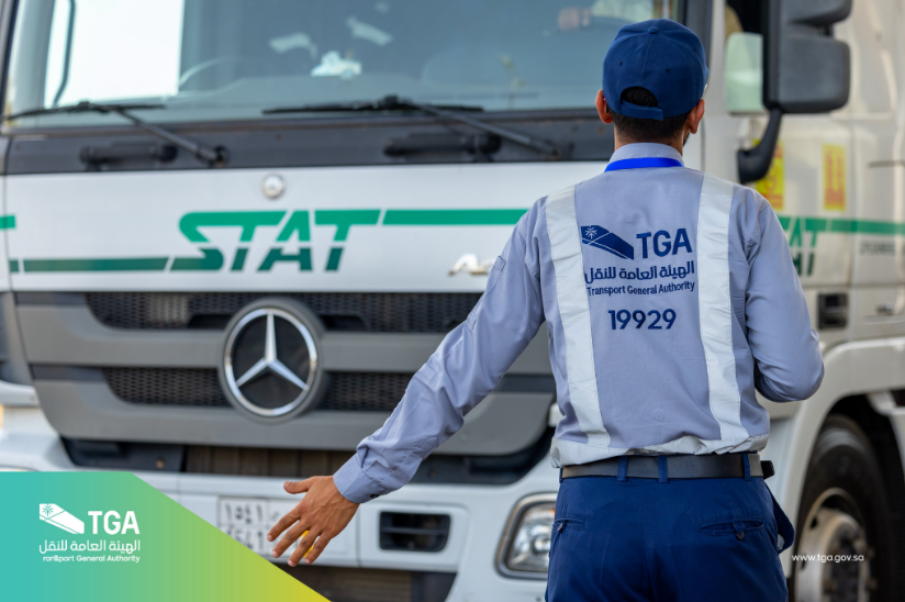 "النقل": 7 آلاف عملية فحص رقابية بمكة والمدينة..وهذه أبرز المخالفات "النقل": 7 آلاف عملية فحص رقابية بمكة والمدينة..وهذه أبرز المخالفات 4