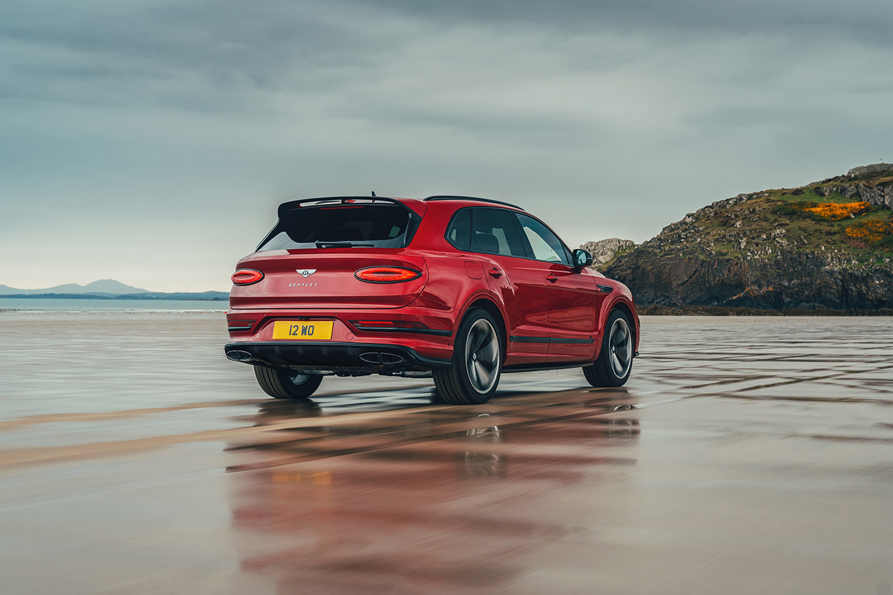 أسرع 10 سيارات SUV في العالم لعام 2023 من حيث السرعة القصوى أسرع 10 سيارات SUV في العالم لعام 2023 من حيث السرعة القصوى 1