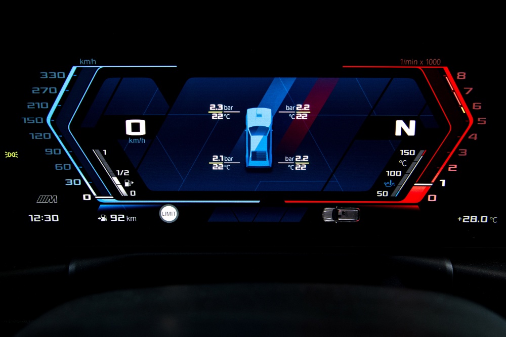 بي-ام-دبليو-m2-2023-المربع-نت-38