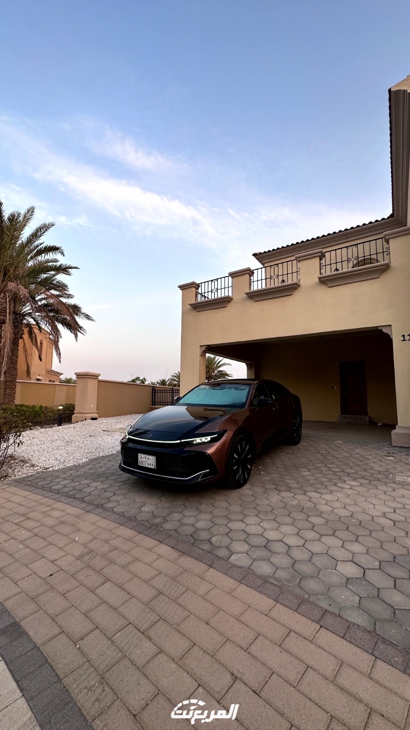 تويوتا-كراون-2023-المربع-نت-120