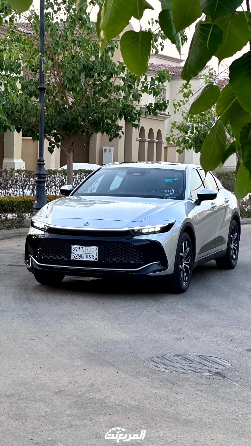 تويوتا-كراون-2023-المربع-نت-126