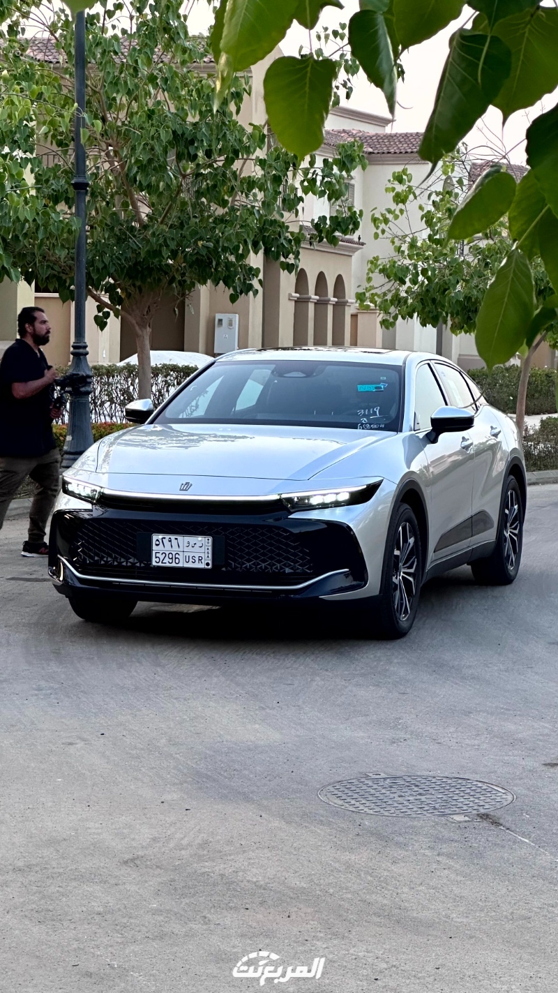 تويوتا-كراون-2023-المربع-نت-127