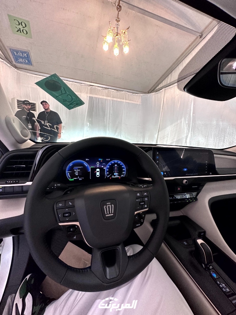 تويوتا-كراون-2023-المربع-نت-13