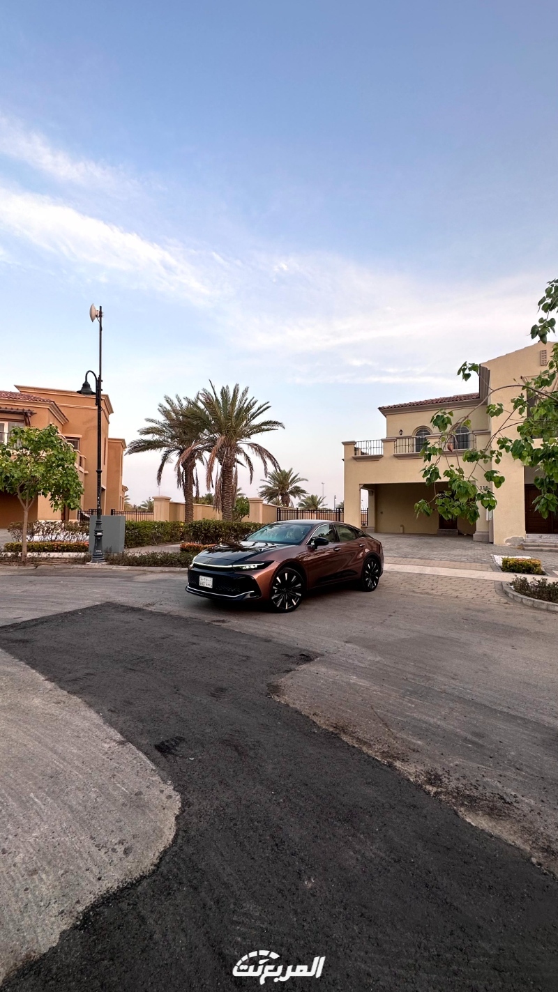 تويوتا-كراون-2023-المربع-نت-130