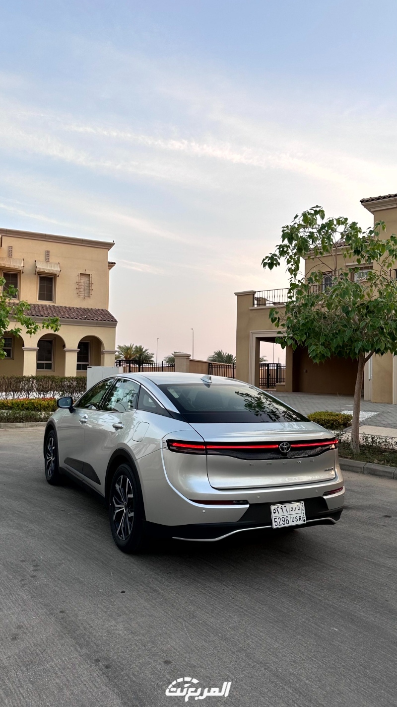 تويوتا-كراون-2023-المربع-نت-135