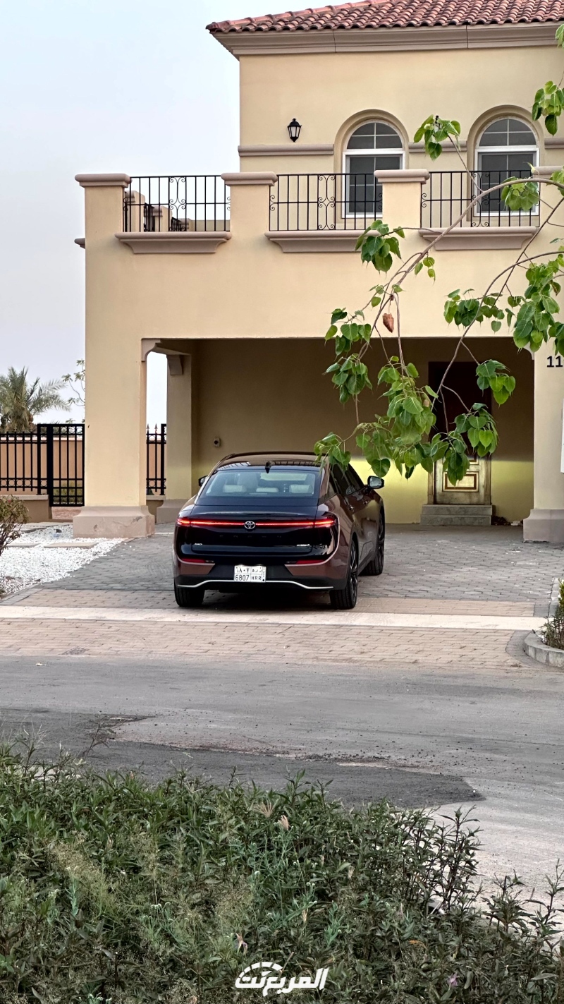 تويوتا-كراون-2023-المربع-نت-137