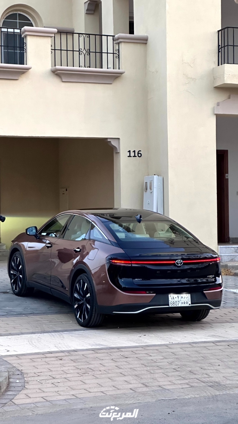 تويوتا-كراون-2023-المربع-نت-140