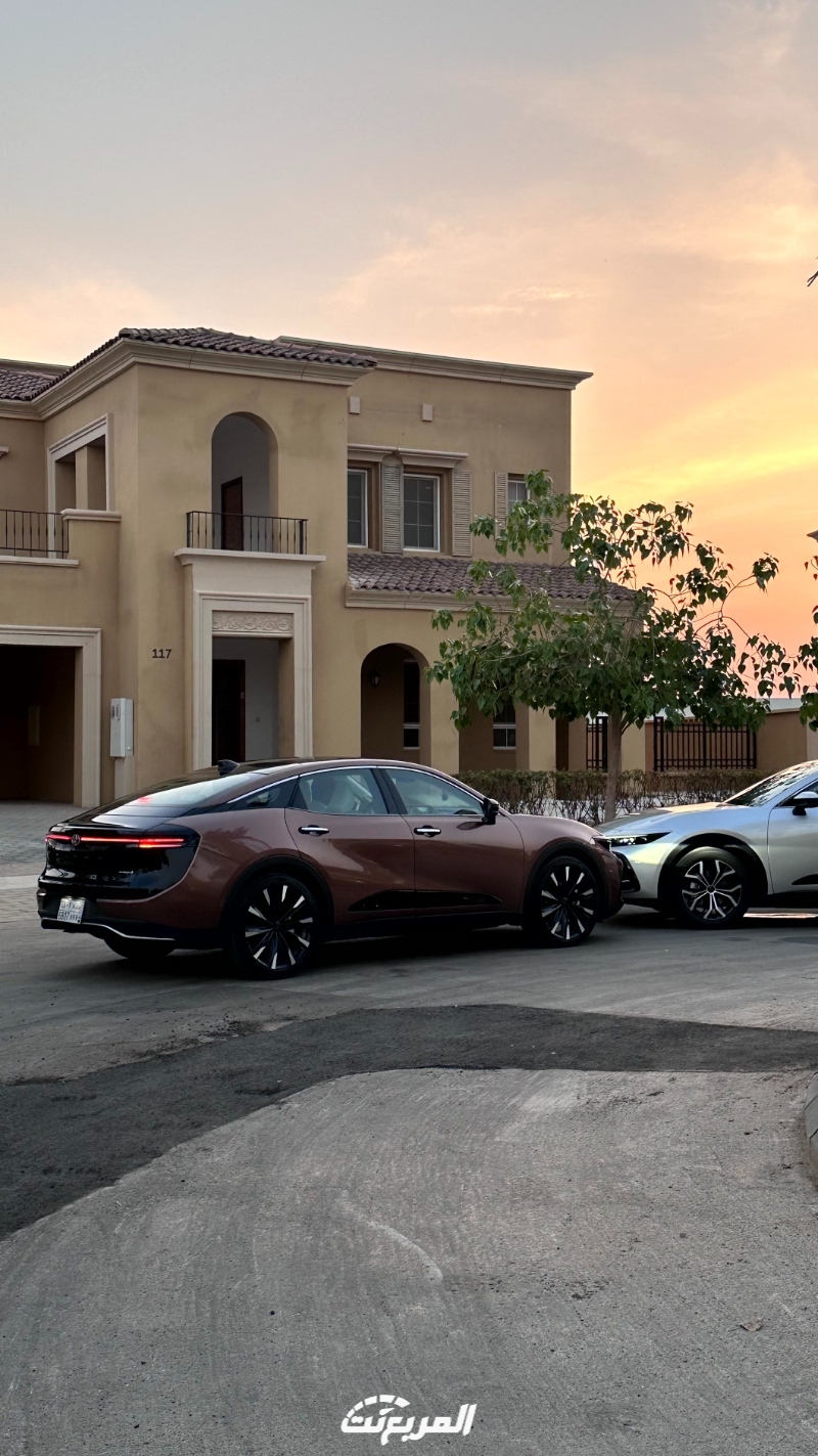 تويوتا-كراون-2023-المربع-نت-147