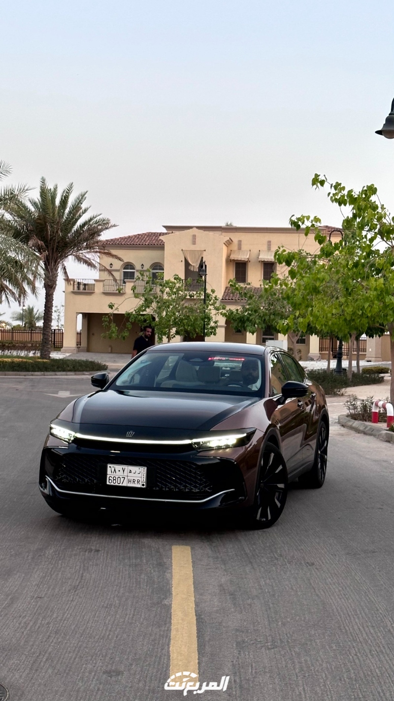 تويوتا-كراون-2023-المربع-نت-175