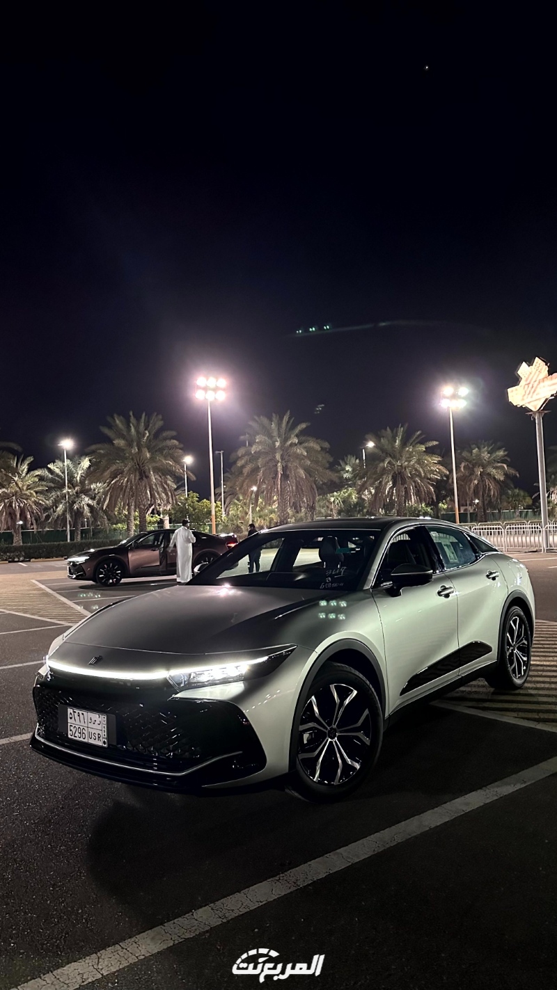 تويوتا-كراون-2023-المربع-نت-200