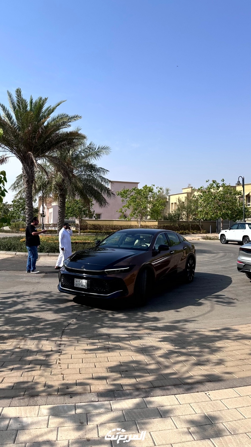 تويوتا-كراون-2023-المربع-نت-38