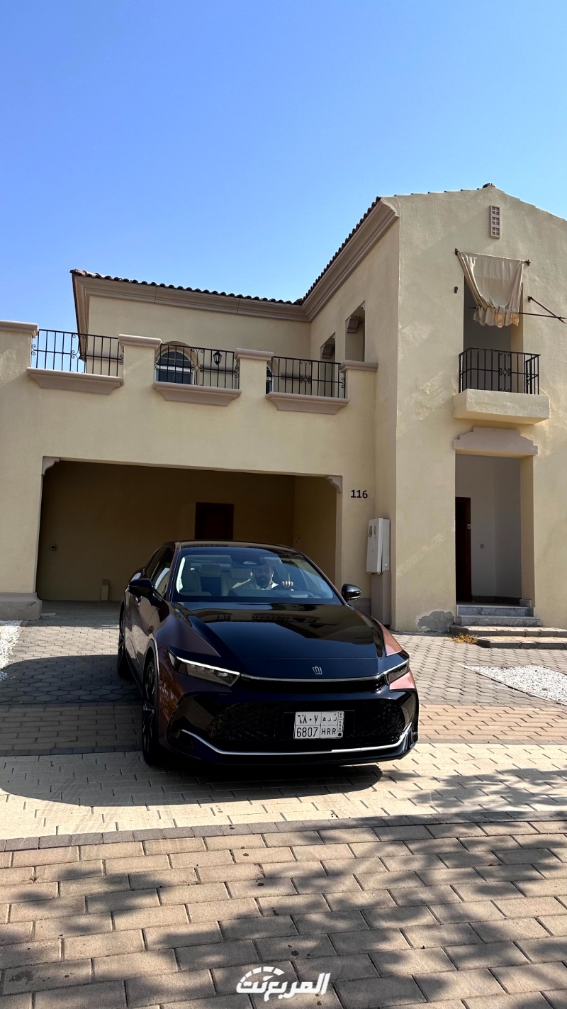 تويوتا-كراون-2023-المربع-نت-41