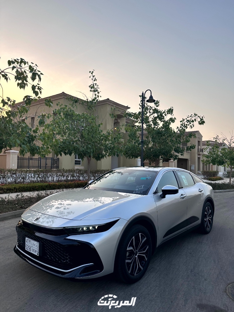 تويوتا-كراون-2023-المربع-نت-83