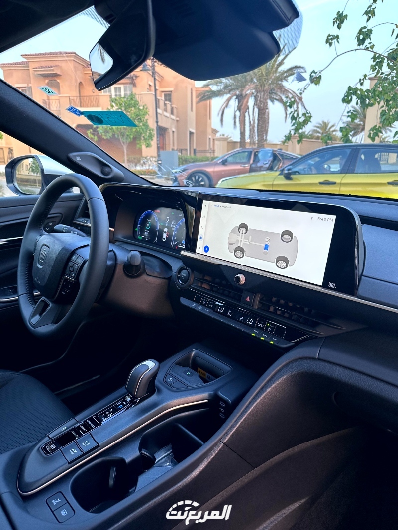 تويوتا-كراون-2023-المربع-نت-84