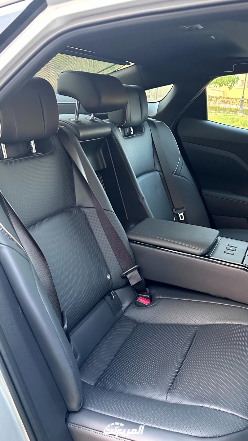 تويوتا-كراون-2023-المربع-نت-96