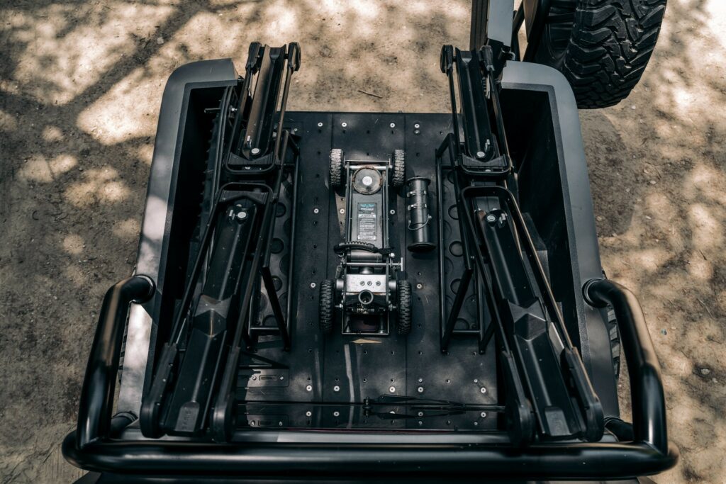 مرسيدس جي كلاس تتحول إلى شاحنة ضخمة للطرق الوعرة بسعر يبدأ من 1.4 مليون ريال مرسيدس جي كلاس تتحول إلى شاحنة ضخمة للطرق الوعرة بسعر يبدأ من 1.4 مليون ريال 5