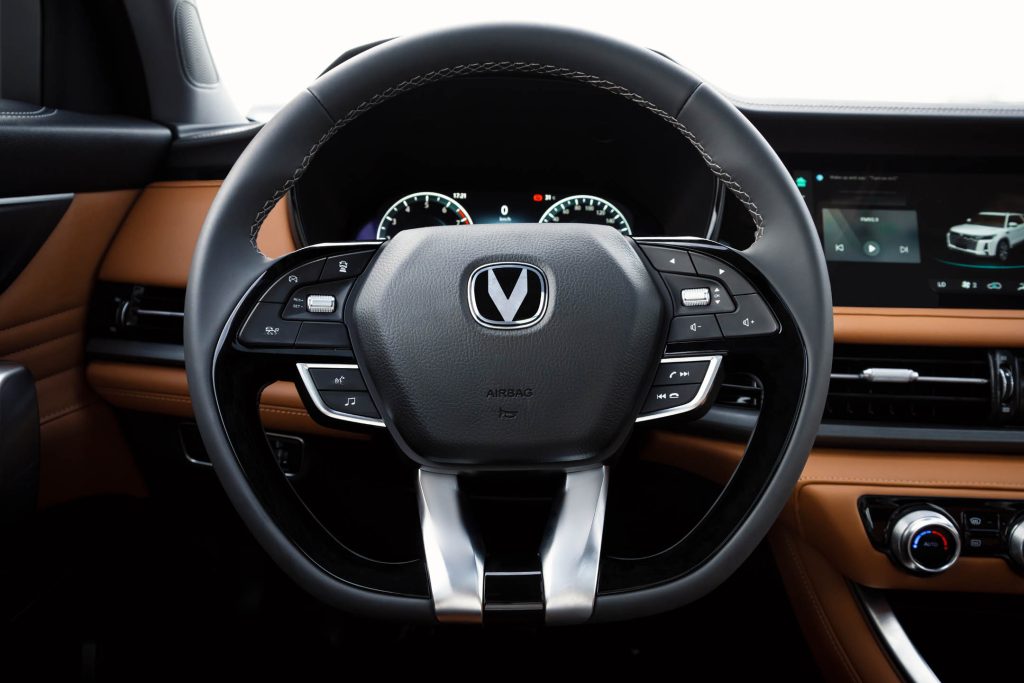 أبرز مميزات شانجان CS95 2024 بالأسعار والتجهيزات بعد تحديث الفيس ليفت أبرز مميزات شانجان CS95 2024 بالأسعار والتجهيزات بعد تحديث الفيس ليفت 8