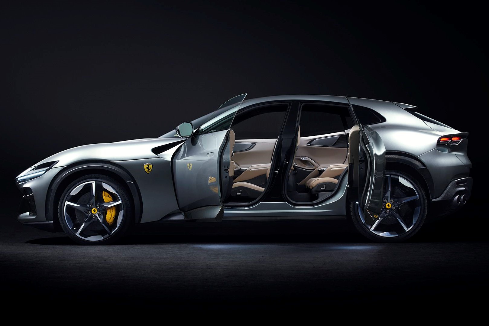 أسرع 10 سيارات SUV في العالم لعام 2023 من حيث السرعة القصوى أسرع 10 سيارات SUV في العالم لعام 2023 من حيث السرعة القصوى 18