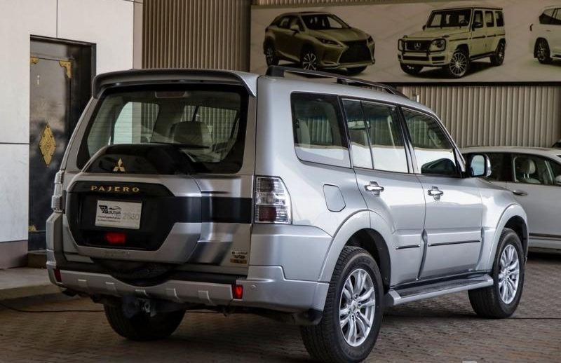 ميتسوبيشي باجيرو 2022: أبرز مُميزاتها مع عرض أسعارها في السعودية ميتسوبيشي باجيرو 2022: أبرز مُميزاتها مع عرض أسعارها في السعودية 8