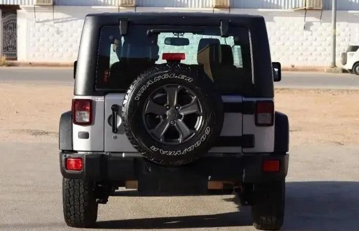 جيب رانجلر 2017 كم أسعارها في سوق السيارات المستعملة بالسعودية؟ جيب رانجلر 2017 كم أسعارها في سوق السيارات المستعملة بالسعودية؟ 5