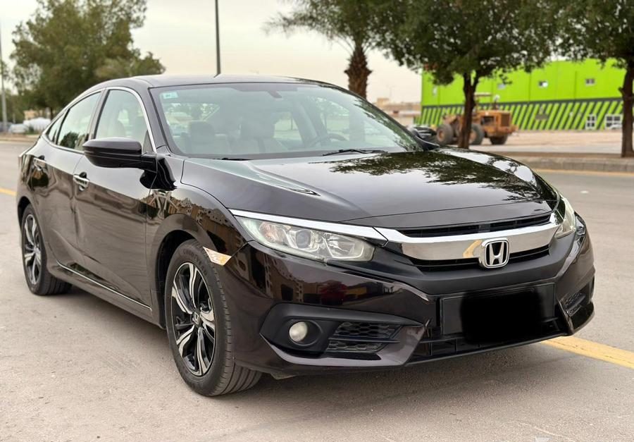 تعرف على أسعار هوندا سيفيك 2018 في سوق السيارات المستعملة تعرف على أسعار هوندا سيفيك 2018 في سوق السيارات المستعملة 5