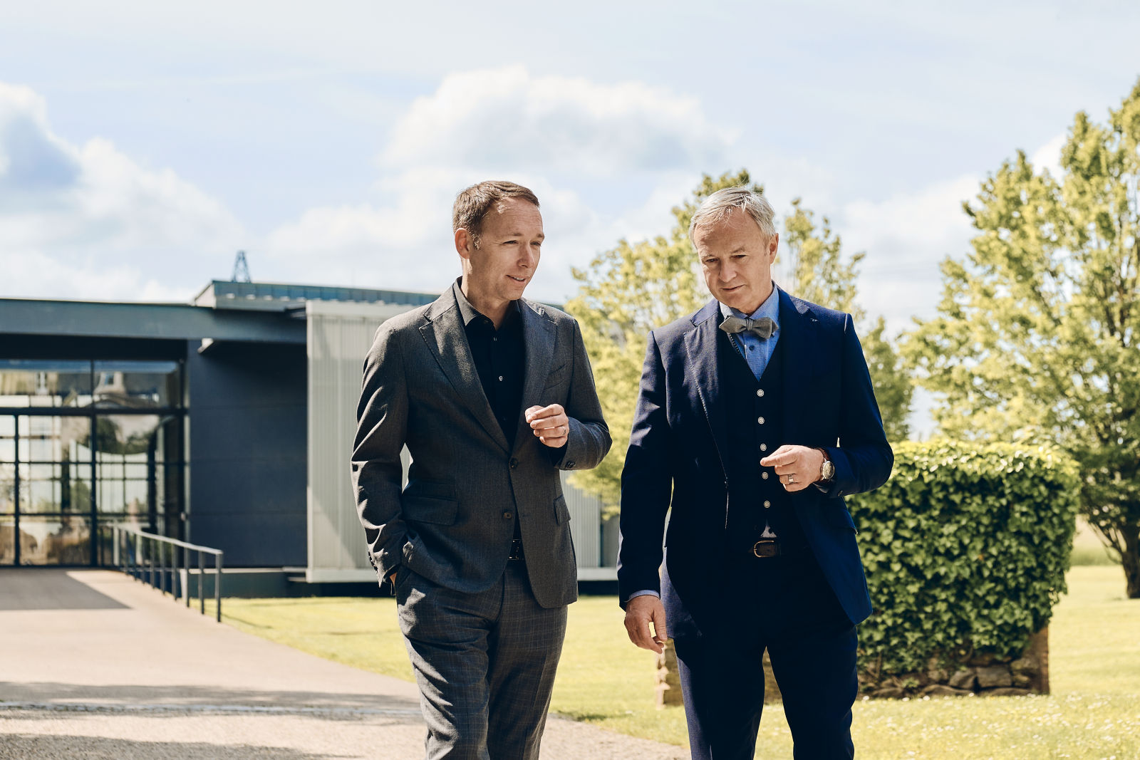 بوجاتي تؤكد موعد الكشف عن خليفة شيرون الجديدة بأول محرك هجين في تاريخ العلامة بوجاتي تؤكد موعد الكشف عن خليفة شيرون الجديدة بأول محرك هجين في تاريخ العلامة 1