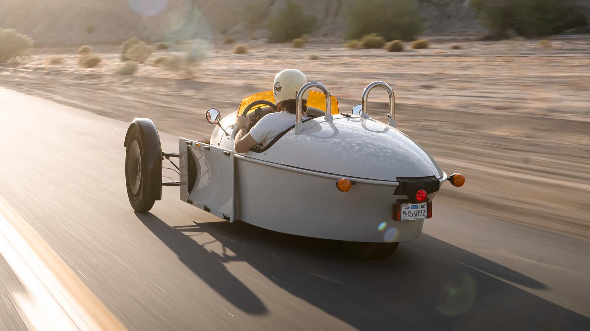 شركة مورجان تطرح سيارة جديدة ثلاثية العجلات باسم سوبر 3 في السوق الأمريكي بمحرك فورد شركة مورجان تطرح سيارة جديدة ثلاثية العجلات باسم سوبر 3 في السوق الأمريكي بمحرك فورد 26