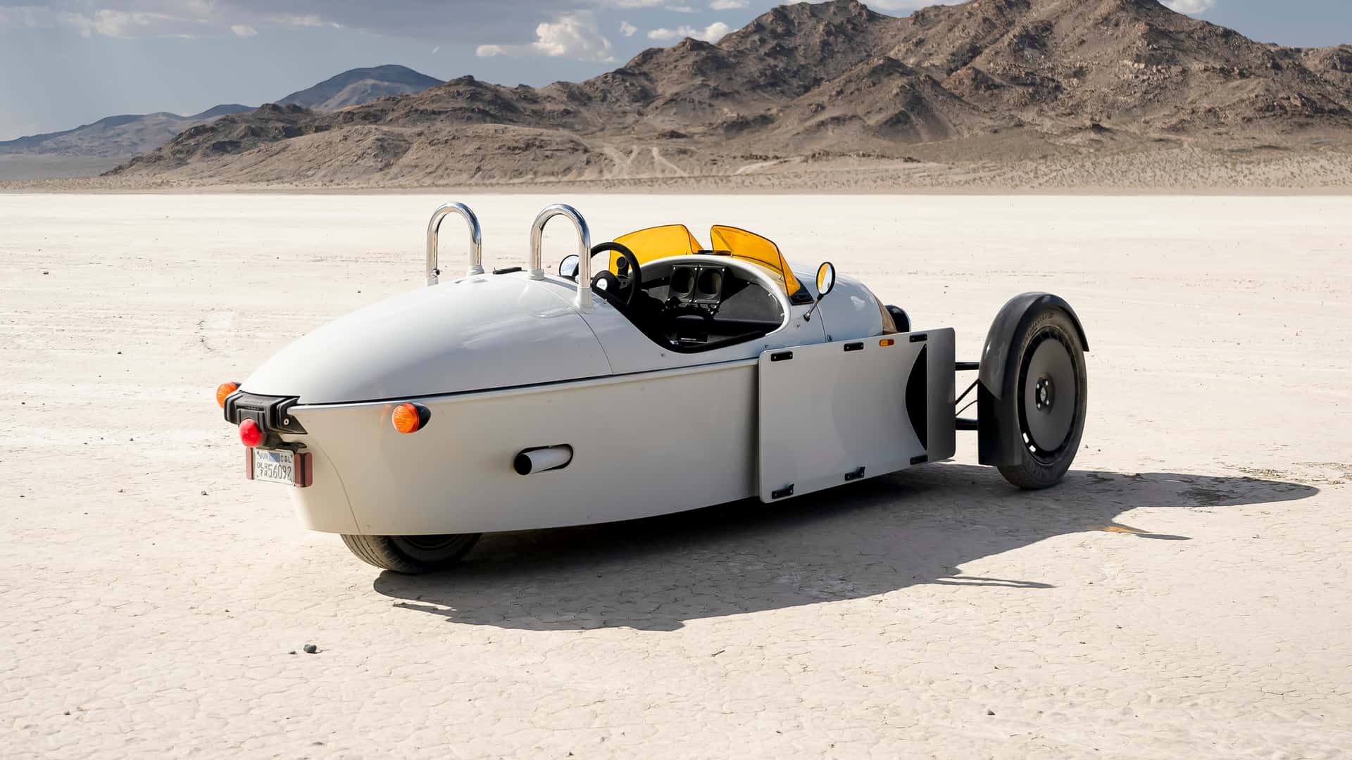 شركة مورجان تطرح سيارة جديدة ثلاثية العجلات باسم سوبر 3 في السوق الأمريكي بمحرك فورد شركة مورجان تطرح سيارة جديدة ثلاثية العجلات باسم سوبر 3 في السوق الأمريكي بمحرك فورد 27