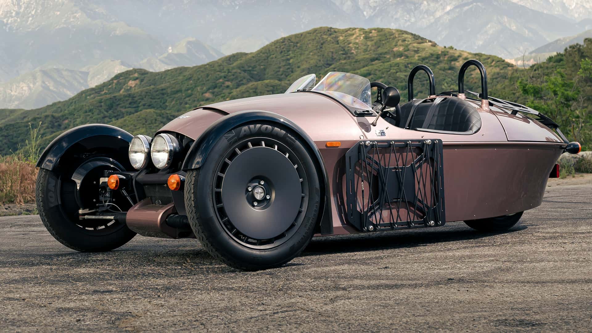 شركة مورجان تطرح سيارة جديدة ثلاثية العجلات باسم سوبر 3 في السوق الأمريكي بمحرك فورد شركة مورجان تطرح سيارة جديدة ثلاثية العجلات باسم سوبر 3 في السوق الأمريكي بمحرك فورد 36