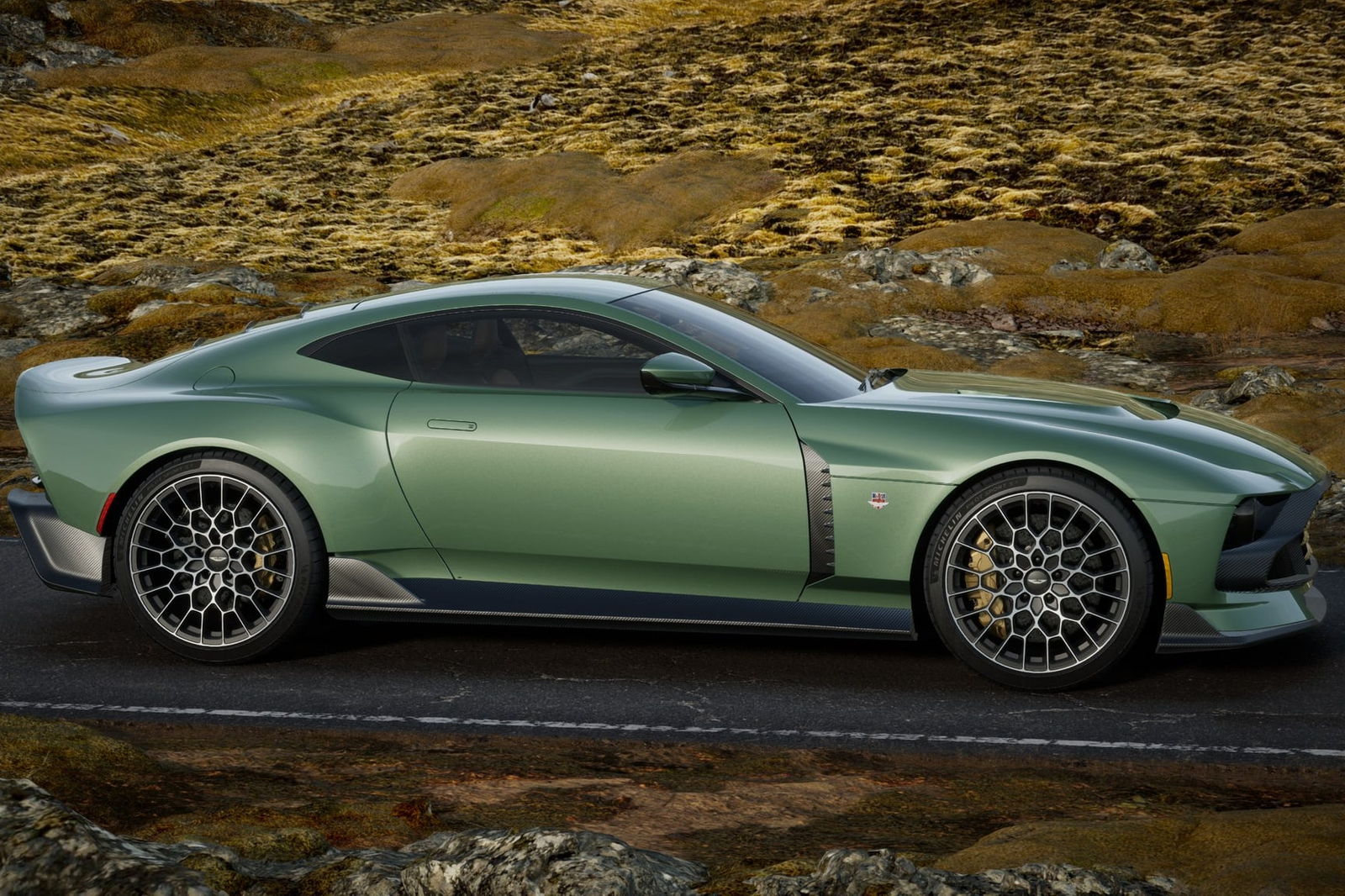 أستون مارتن تكشف عن فالور الجديدة كلياً بقوة تتجاوز 700 حصان أستون مارتن فالور