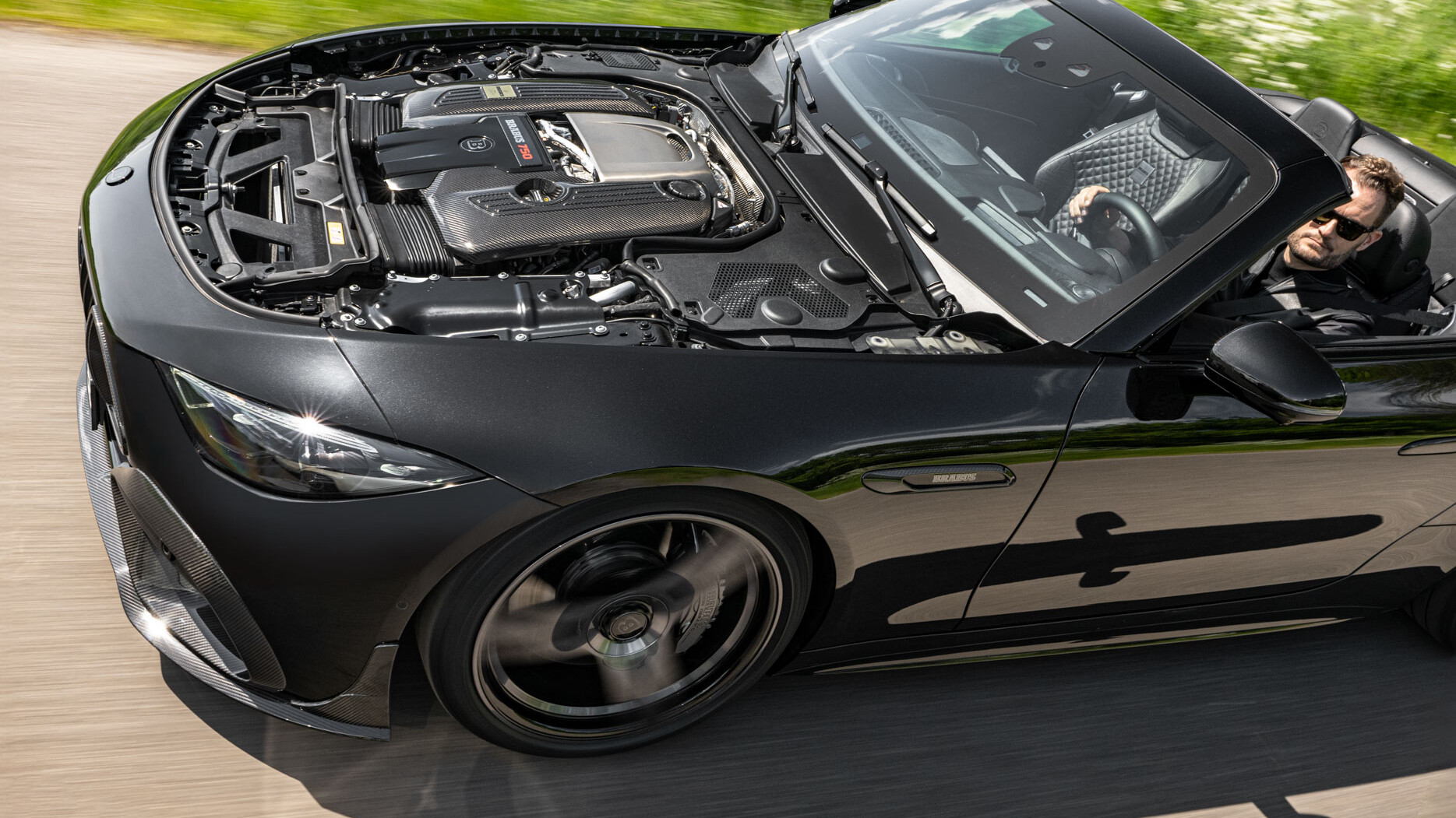 مرسيدس SL الرياضية تحصل على تعديلات جذابة عالية الأداء من برابوس مرسيدس SL الرياضية تحصل على تعديلات جذابة عالية الأداء من برابوس 1