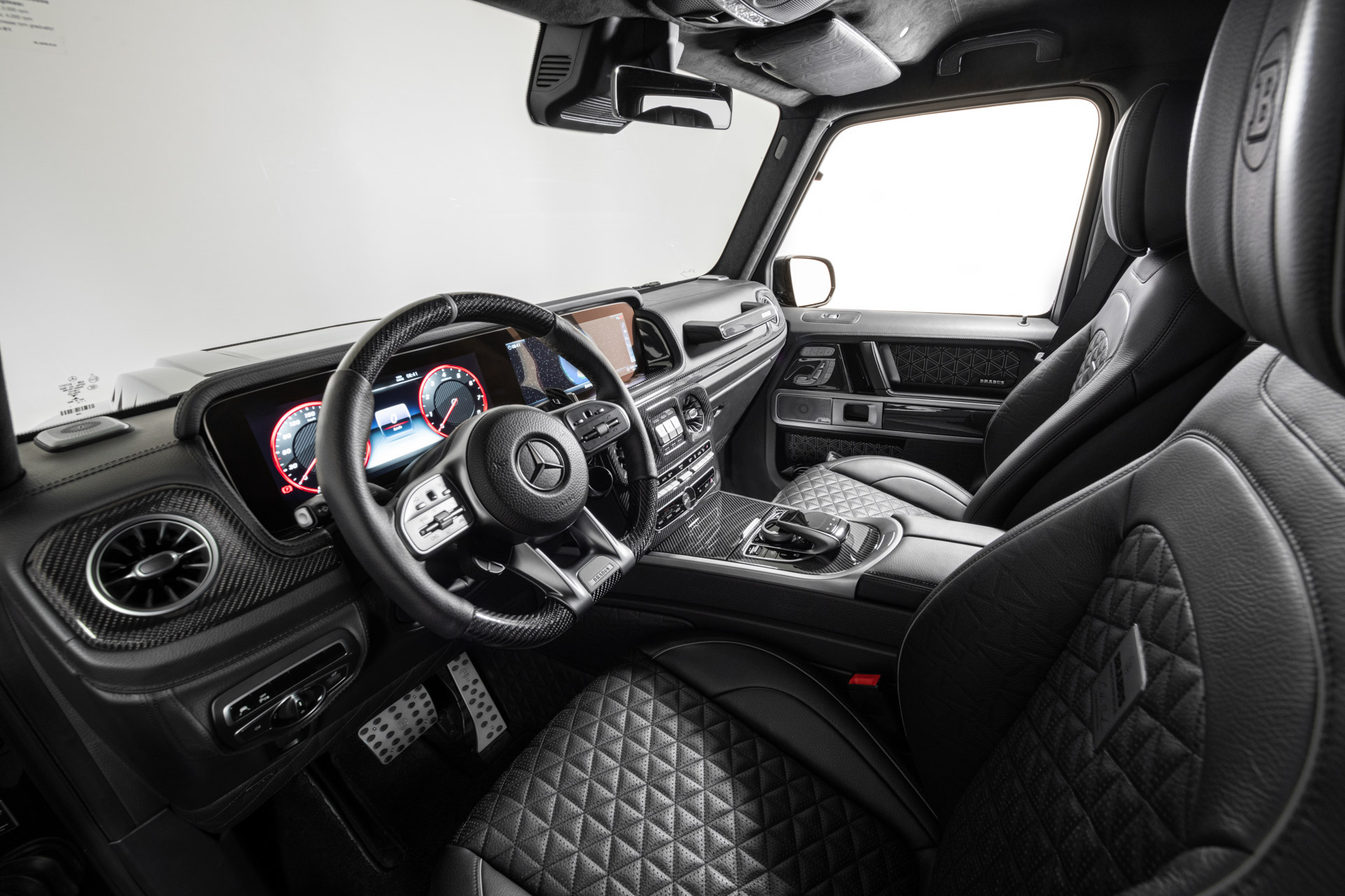 برابوس تحول مرسيدس G63 إلى شاحنتين بستة عجلات بقوة 800 و 900 حصان! برابوس تحول مرسيدس G63 إلى شاحنتين بستة عجلات بقوة 800 و 900 حصان! 2