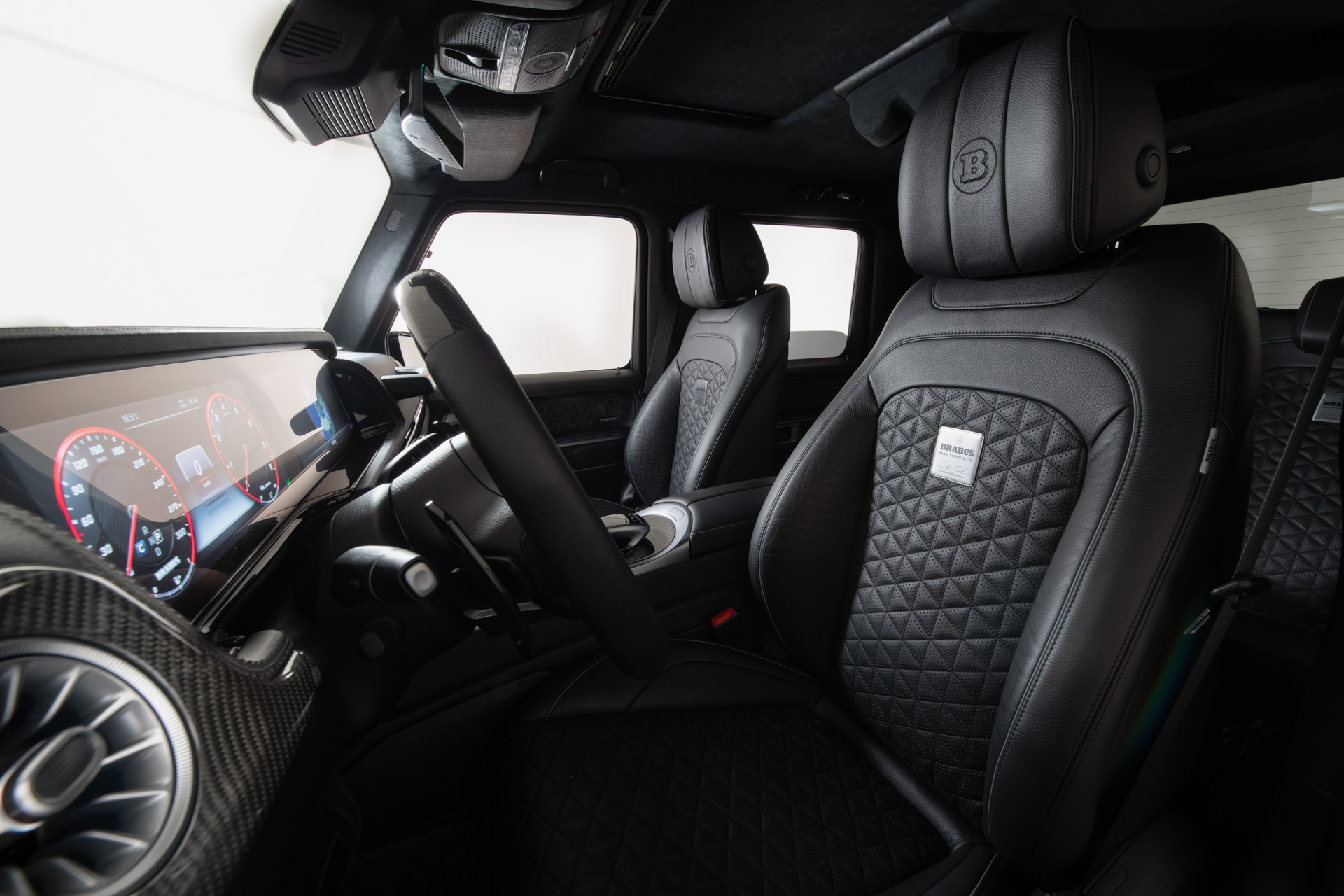 برابوس تحول مرسيدس G63 إلى شاحنتين بستة عجلات بقوة 800 و 900 حصان! برابوس تحول مرسيدس G63 إلى شاحنتين بستة عجلات بقوة 800 و 900 حصان! 21