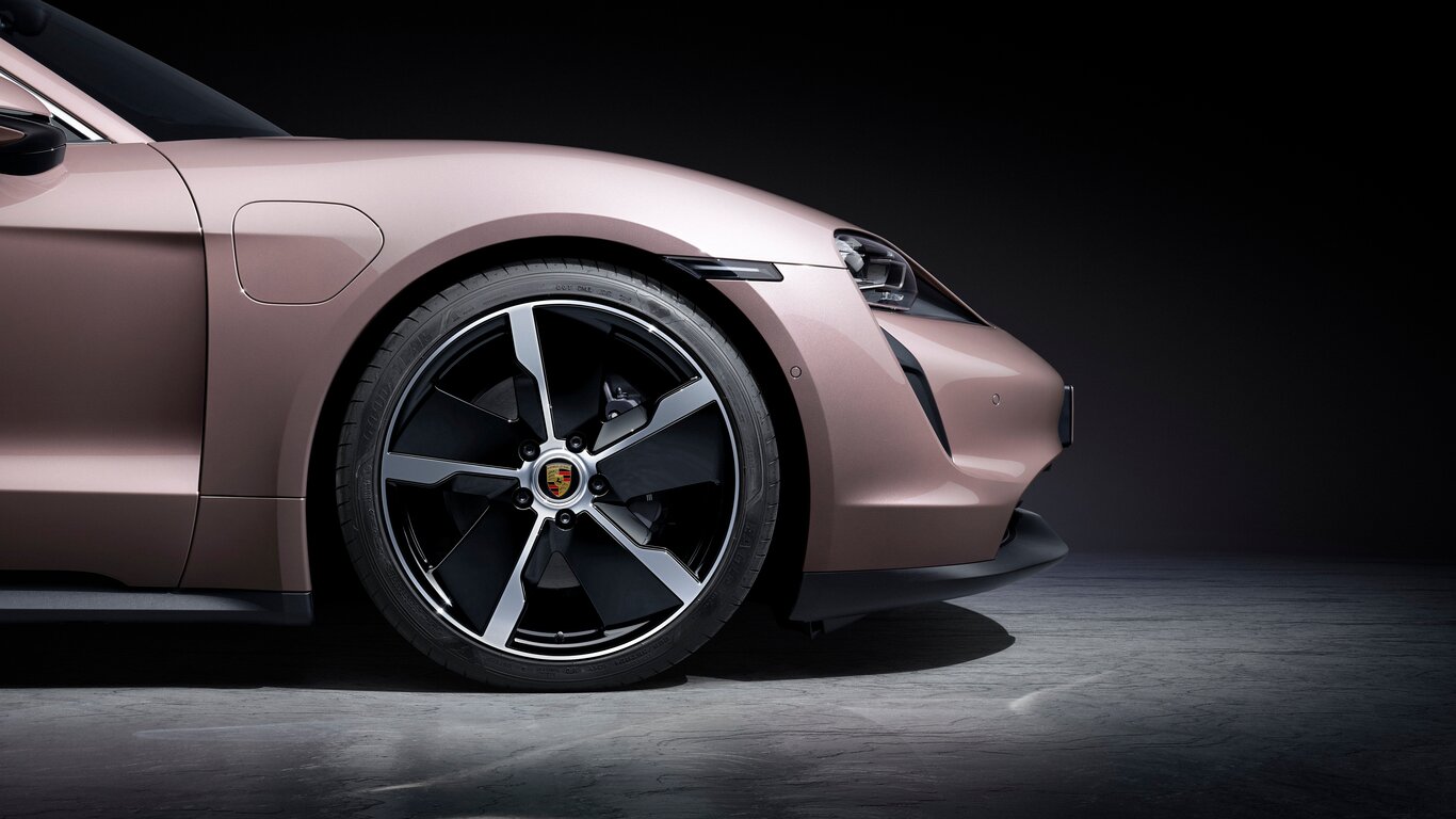 بورشه-تايكان-2023-المربع-نت-18