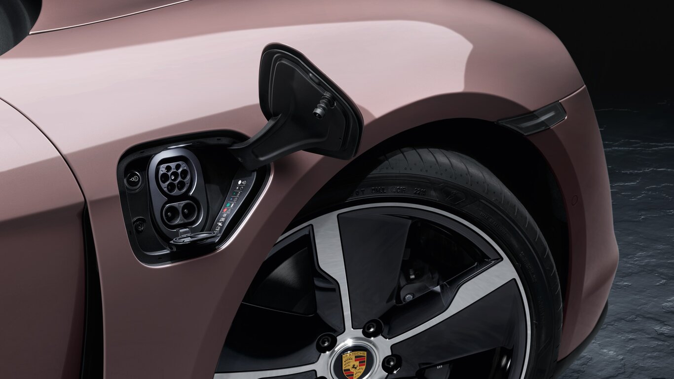 بورشه-تايكان-2023-المربع-نت-19